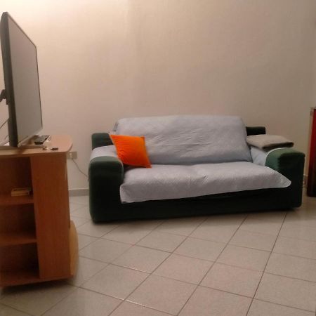 Appartamento Santa Giusta Kültér fotó