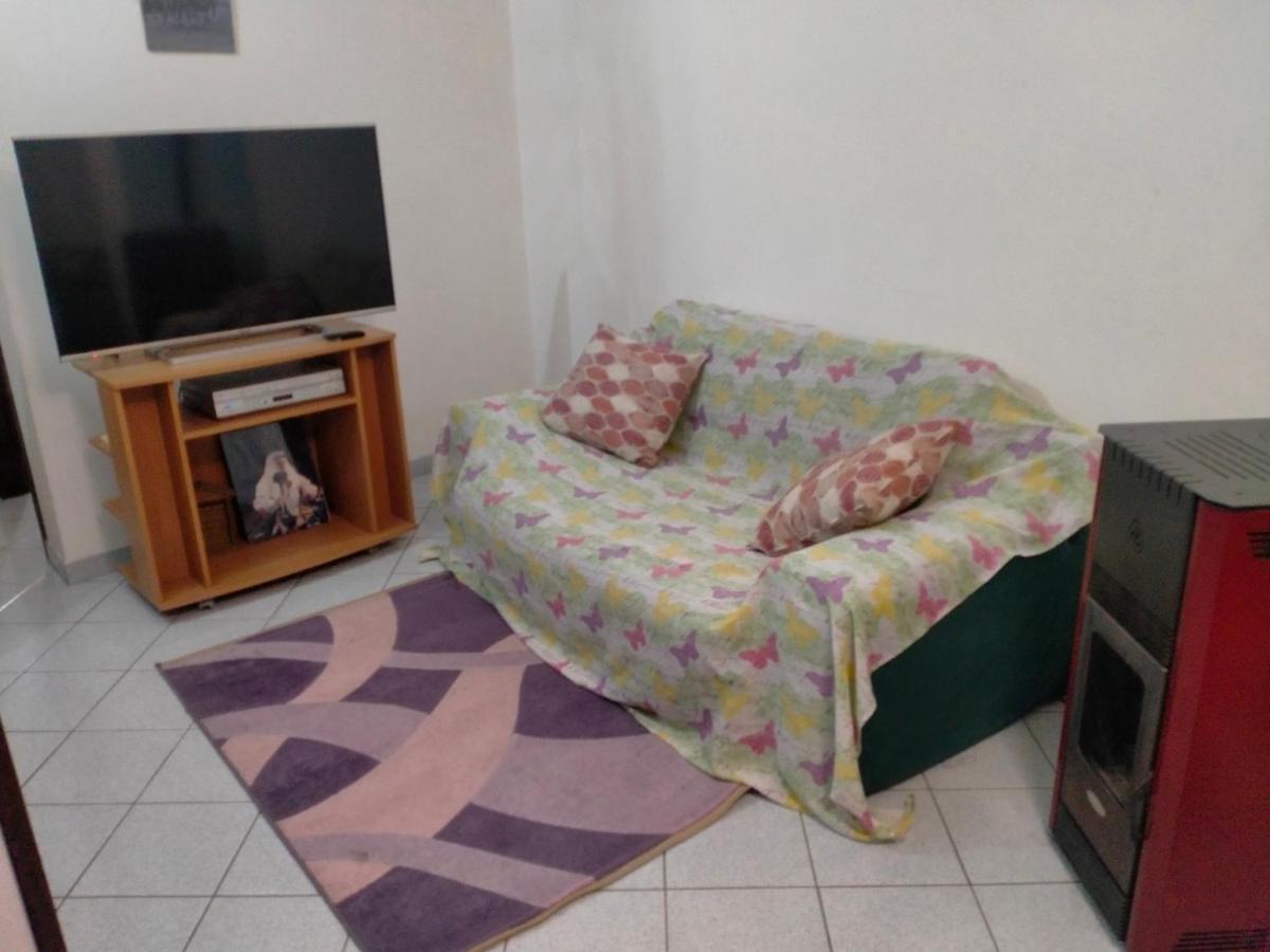 Appartamento Santa Giusta Kültér fotó