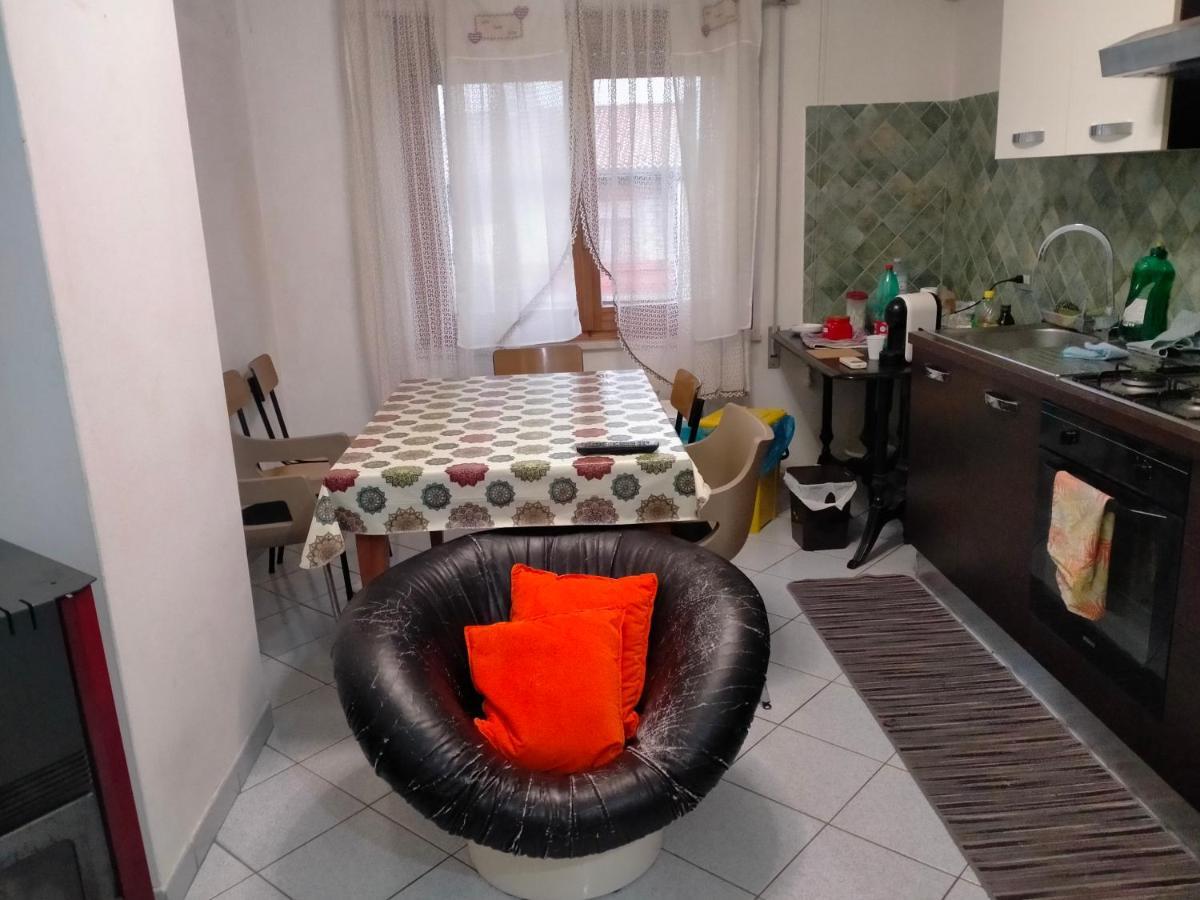 Appartamento Santa Giusta Kültér fotó