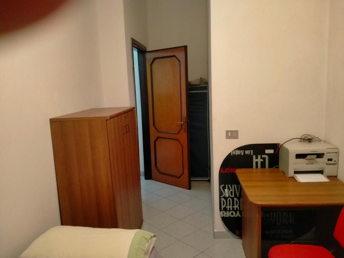 Appartamento Santa Giusta Kültér fotó