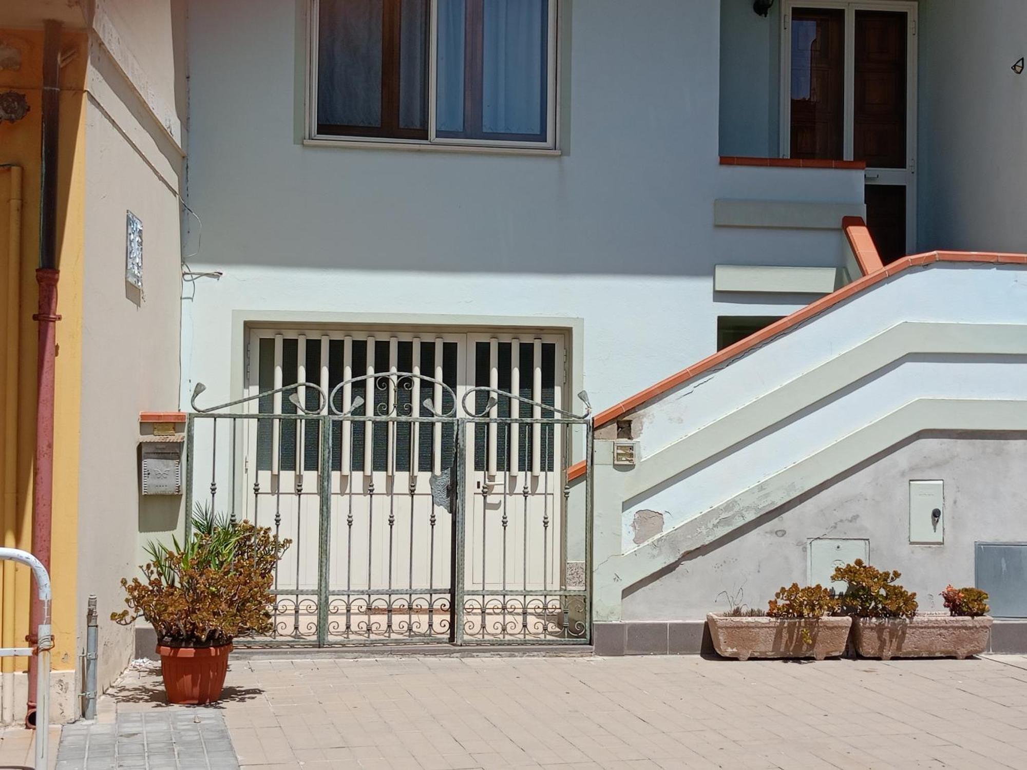 Appartamento Santa Giusta Kültér fotó