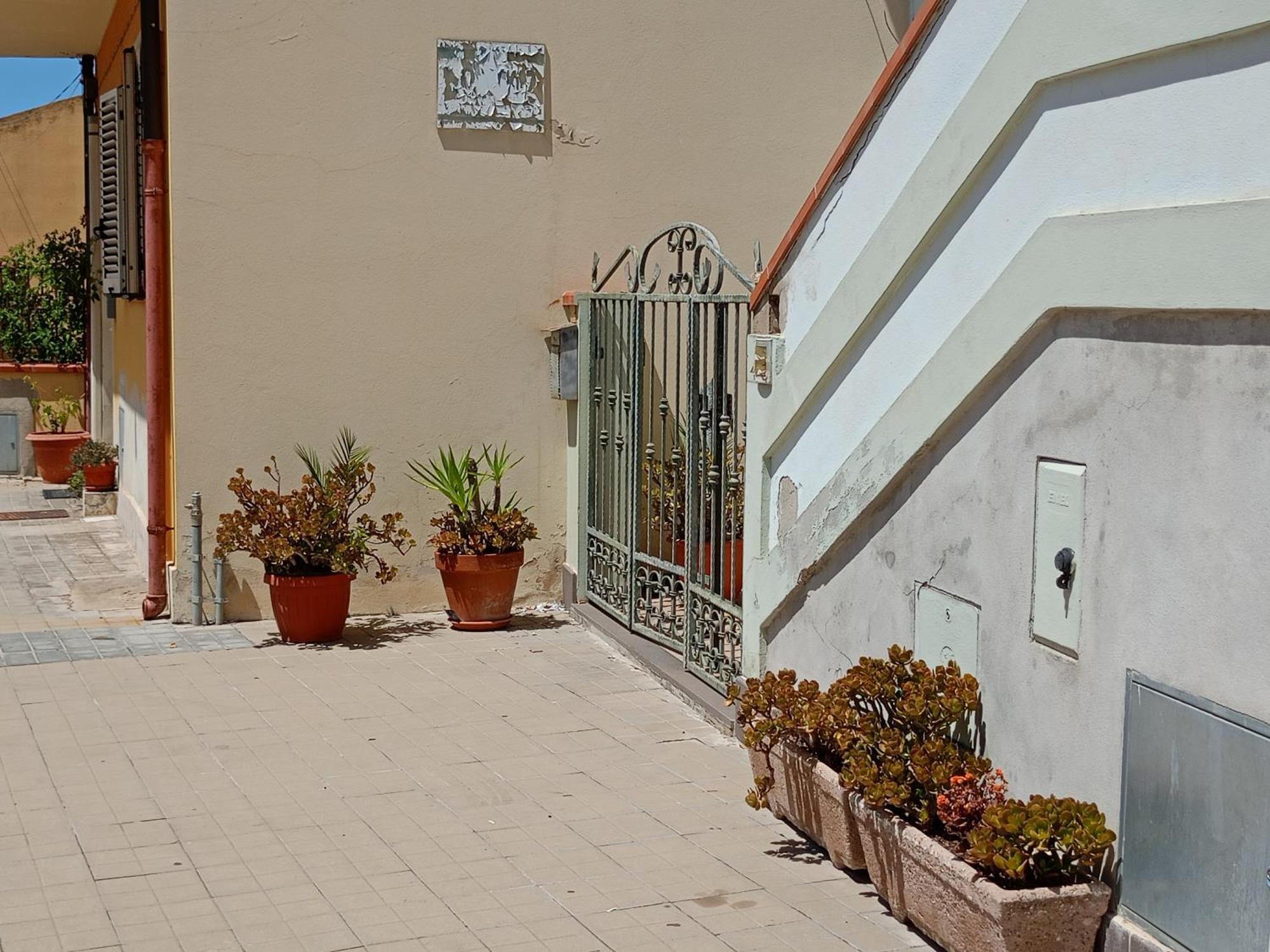 Appartamento Santa Giusta Kültér fotó